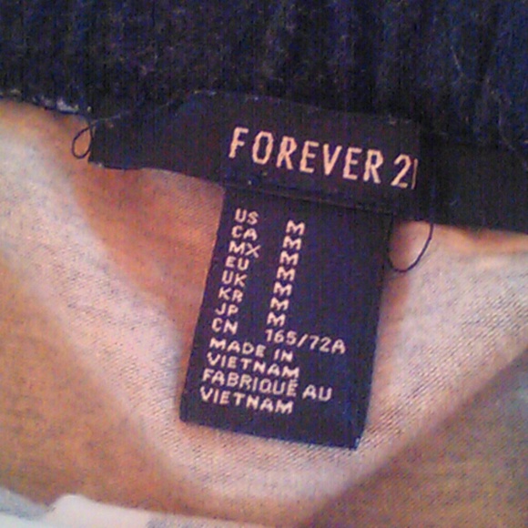 Forever 21 black and white aztec skirt - Picture 3 of 3