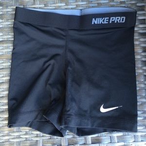 Nike pro