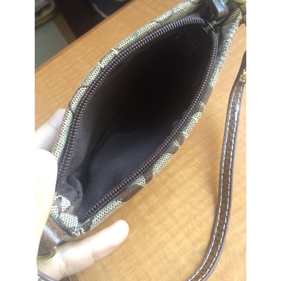 Coach Mini Handbag (knockoff) - Picture 3 of 4