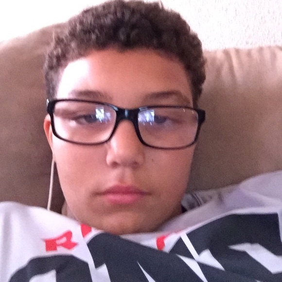 Meet your Posher, Taniko