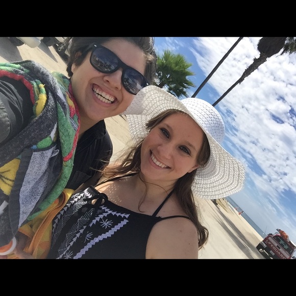 Meet your Posher, Alexa - Picture 1 of 1