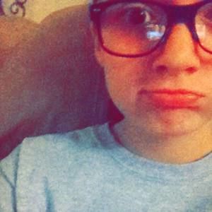 Meet your Posher, Chloe