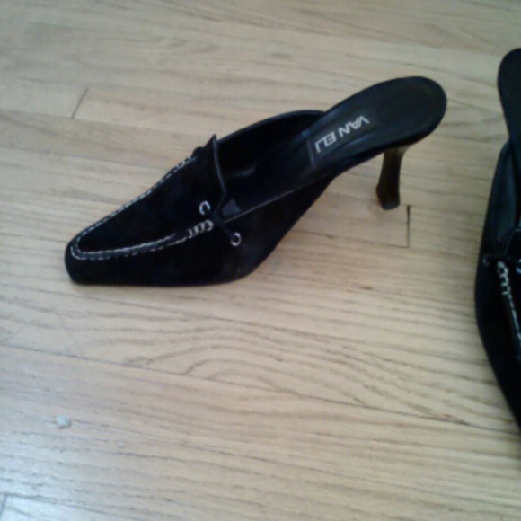 vaneli mules