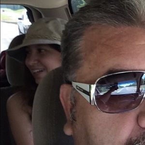 Meet your Posher, Ysidro