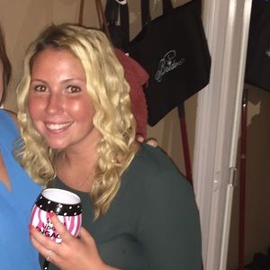 Meet your Posher, Catherine