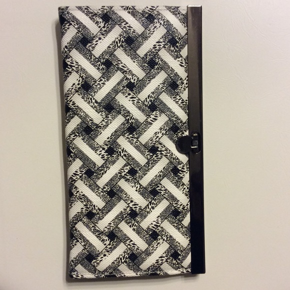 CUTE BLACK AND WHITE WALLET. Sold with bundle