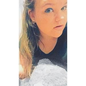 Meet your Posher, Caitlin