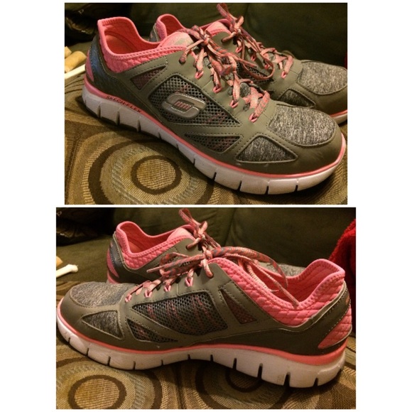 Sold in a bundle ***** - Picture 2 of 4