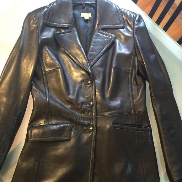 Like new John Carlisle women's med leather jacket