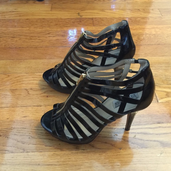 Heels - Picture 2 of 3