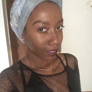 Meet your Posher, Ana