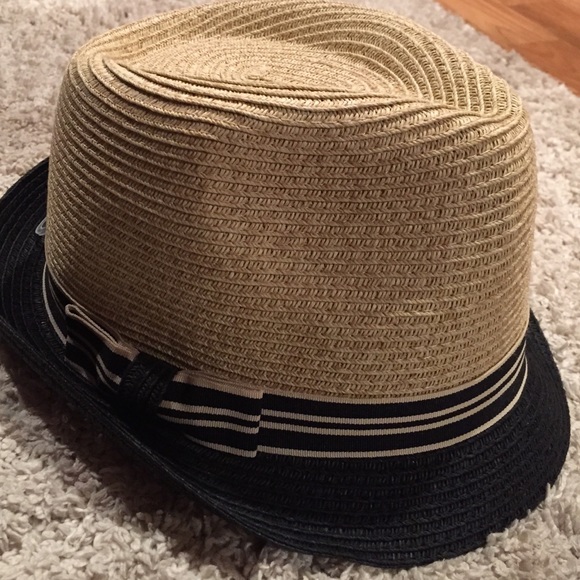 Black & tan fedora hat