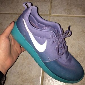 Nike Roshe Runs