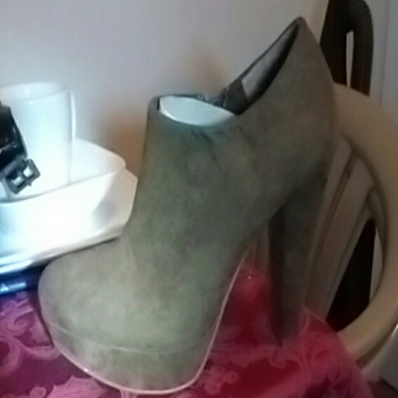 Lime light  Brown