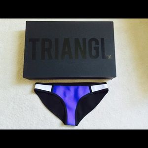 Triangl "Poppy" bikini bottom size S