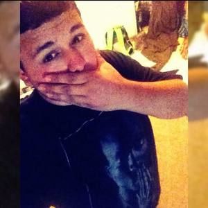 Meet your Posher, Victor