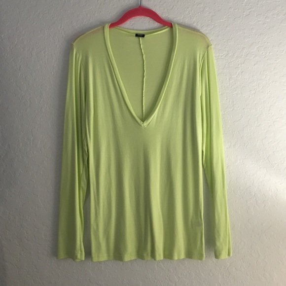 Yellow v-neck long sleeve