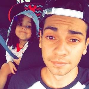 Meet your Posher, Shawn