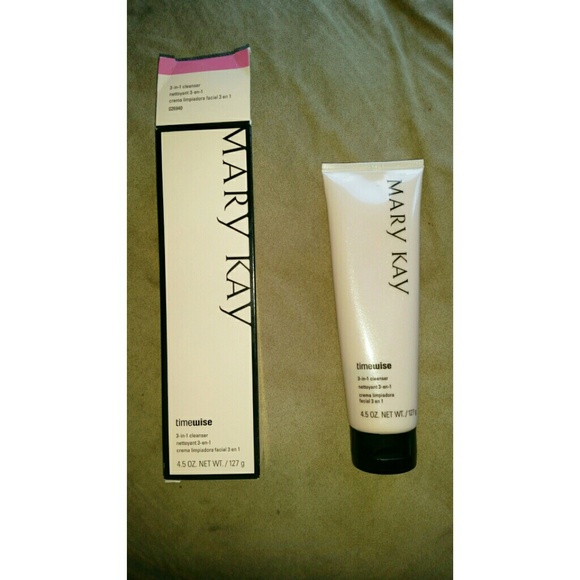 3 in 1 Cleanser for Normal to Dry Skin