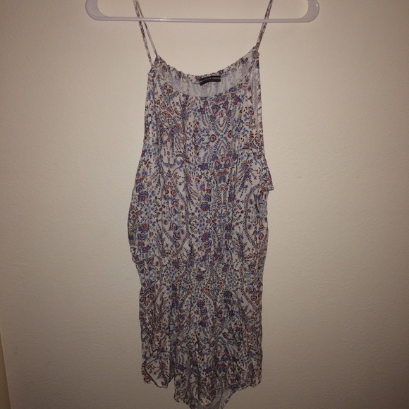 Brandy Melville Blanche Romper $30 🅿️🅿️