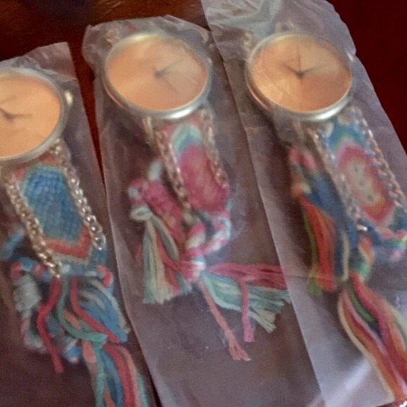 Handmade Quartz Geneva Watch - Picture 4 of 10