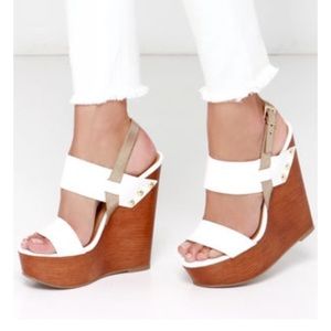 Wedge sandals.