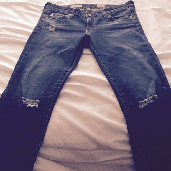 AG cigarette stilt distressed jeans size 28R
