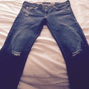 AG cigarette stilt distressed jeans size 28R