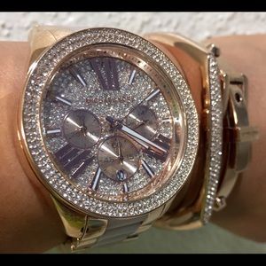 Wren by Michael Kors- rose gold 💜