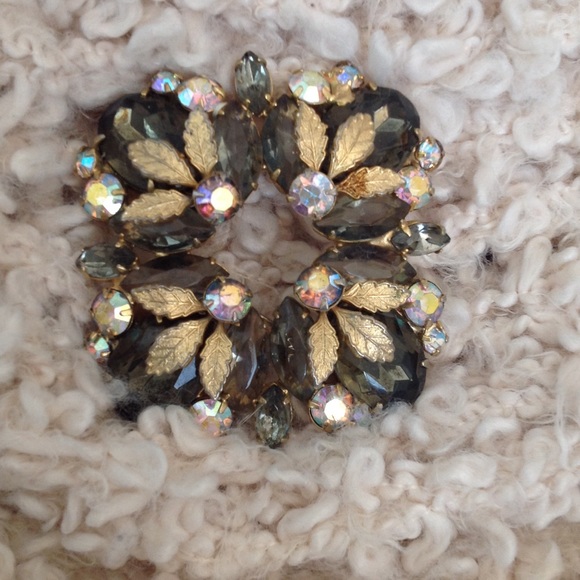 Rhinestone Pin - Picture 3 of 3