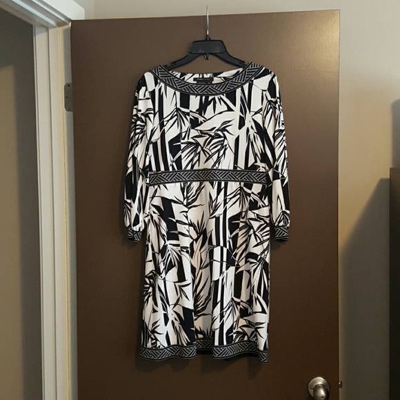 BCBG Black and White shift dress