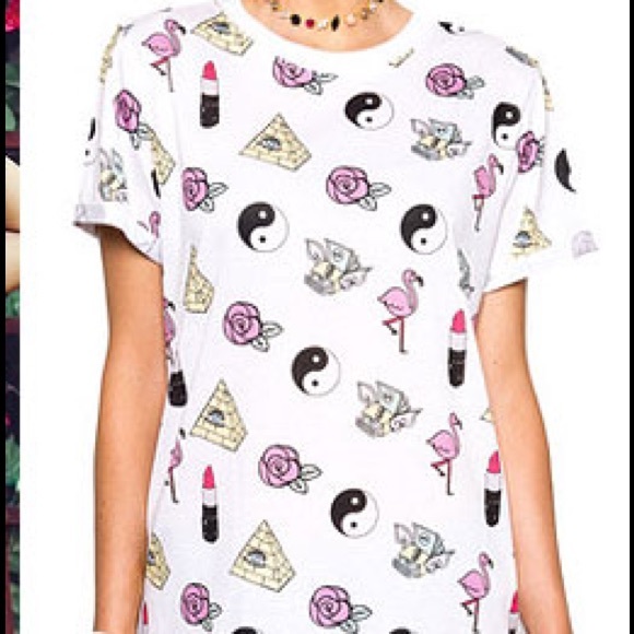 Valfre x YR tee
