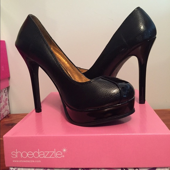 Shoedazzle Black heel, size 7.5