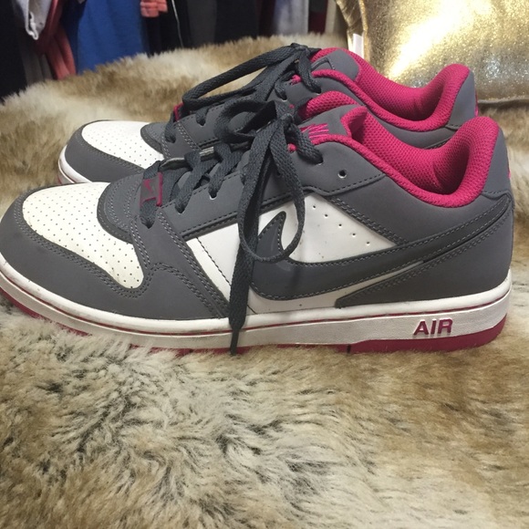 Nike Air - Picture 2 of 2