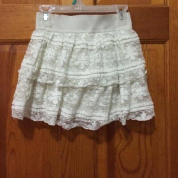 Skirt - Picture 2 of 2
