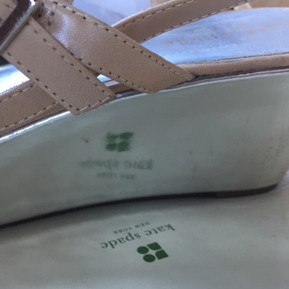 Kate Spade Anna Wedge Sandal with original box - Picture 4 of 4