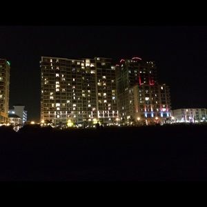 Meet your Posher, Leonora