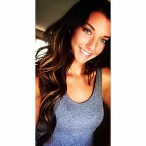 Meet your Posher, Carli