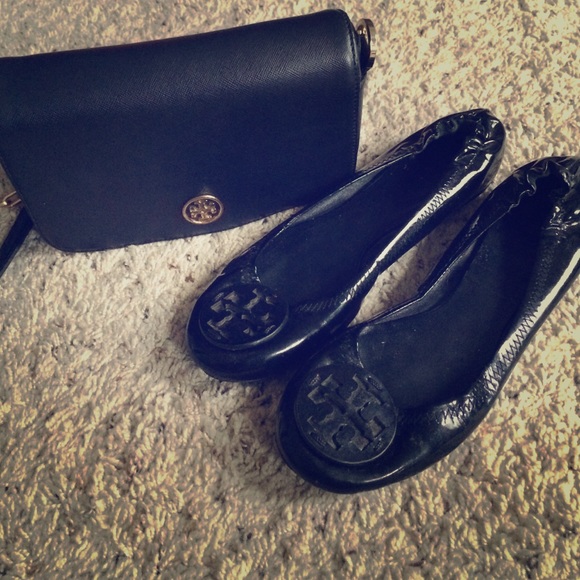 Black tory burch flats