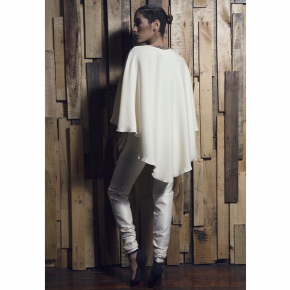 Handmade Custom Cape - Picture 2 of 3