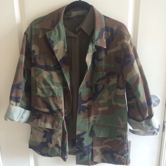 VINTAGE military camo jacket
