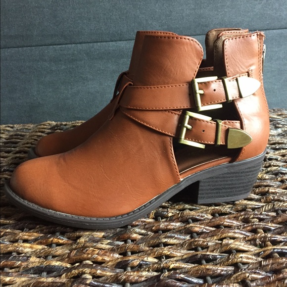💔SOLD💔 Cognac Cut Out Ankle Boots
