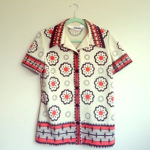 Funky, boho 1970s vintage button up blouse