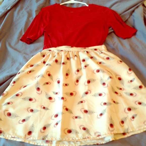 Fun pink and rust feather detail high waist skirt