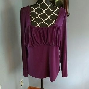 Beautiful plum 2x top with tummer slimmer built in