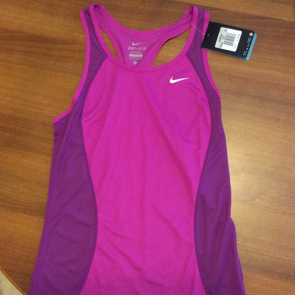 Nike Tops - Purple dri fit top