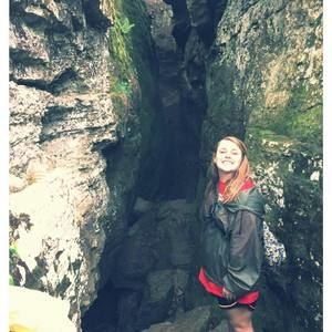 Meet your Posher, Danielle