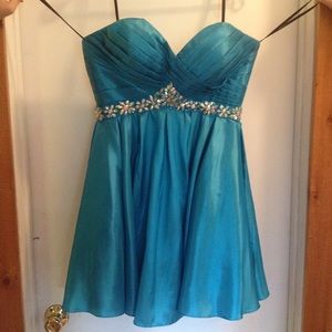 Short blue Alyce gown