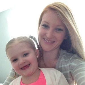 Meet your Posher, Brittani