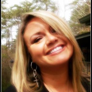 Meet your Posher, Michele